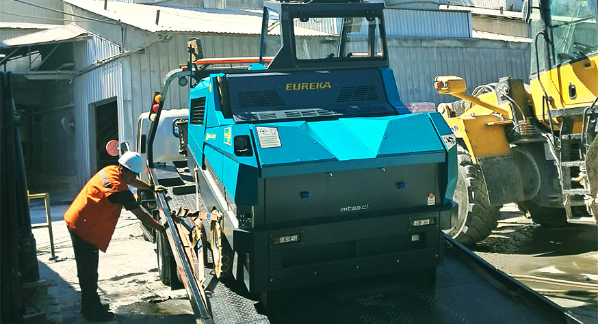 Entrega de la Barredora Eureka Bull 200 a Cliente Industrial