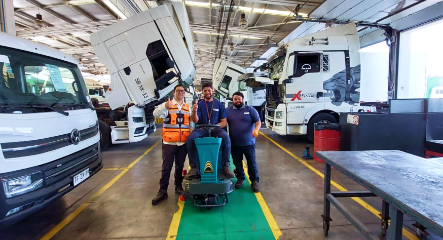 Fregadora Eureka E83: Solución para talleres Volvo